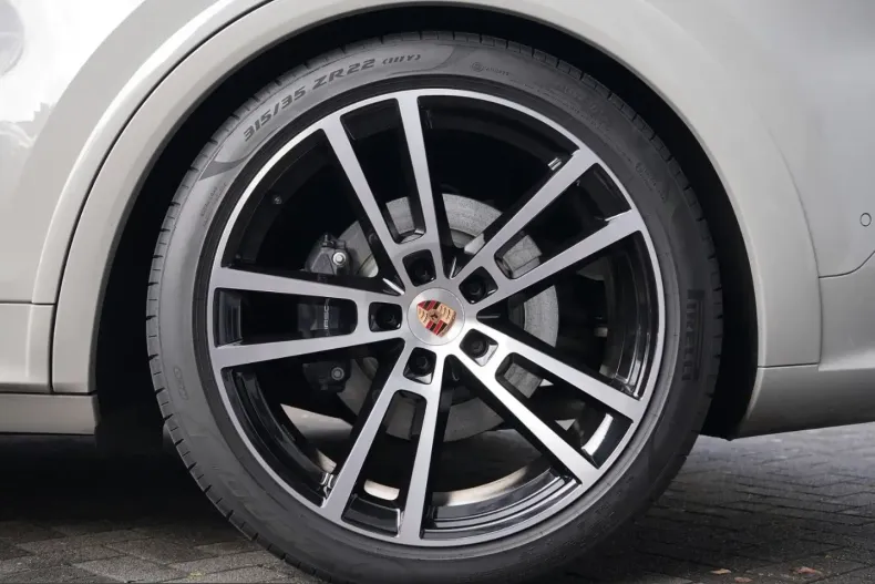 Porsche Cayenne din 2025 cu 12.000 km - oferta POR217397 - foto 42