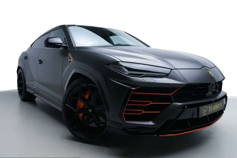 Lamborghini Urus din 2023 cu 6.200 km - oferta LAM217401 - foto 1