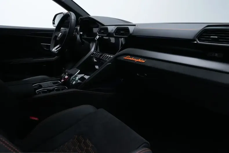 Lamborghini Urus din 2023 cu 6.200 km - oferta LAM217401 - foto 14