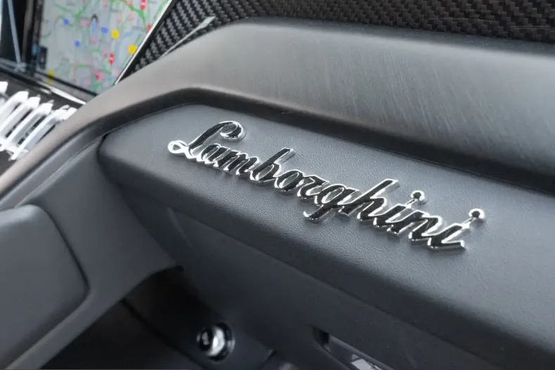 Lamborghini Urus din 2023 cu 19.855 km - oferta LAM217405 - foto 25