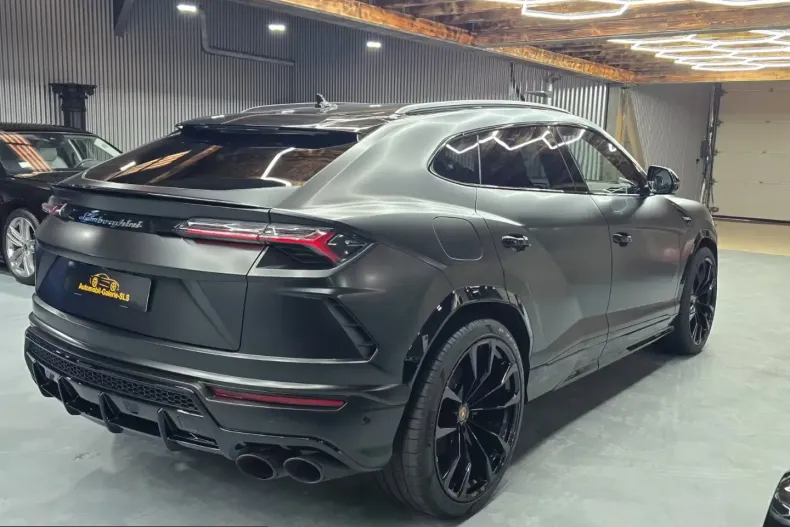 Lamborghini Urus din 2023 cu 9.812 km - oferta LAM217406 - foto 4