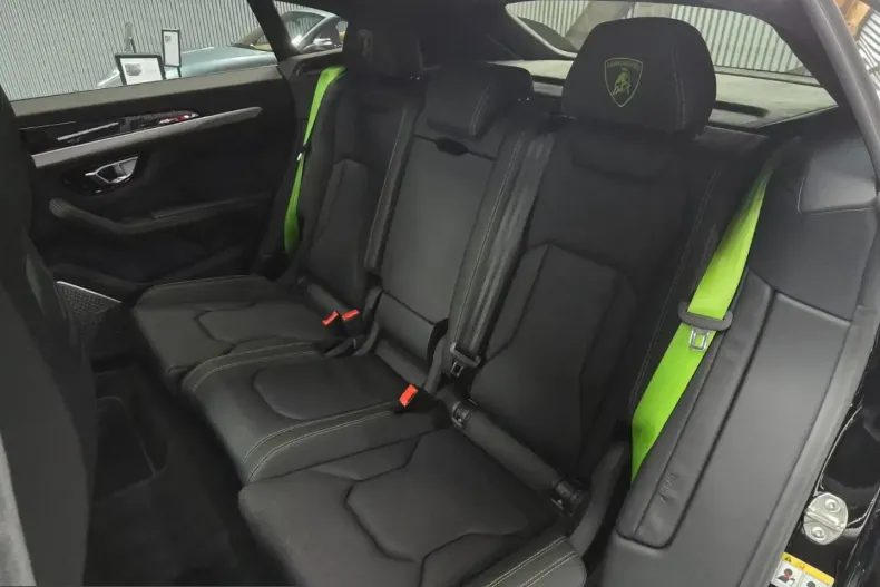 Lamborghini Urus din 2023 cu 9.812 km - oferta LAM217406 - foto 13
