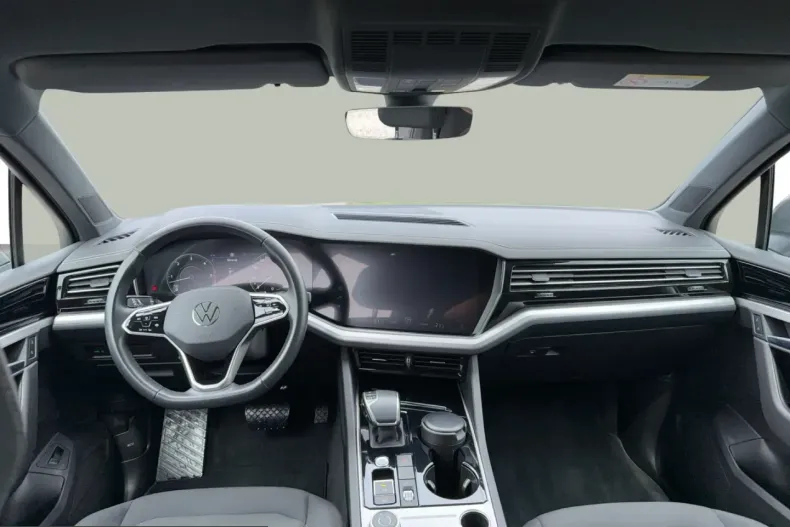 Volkswagen Touareg din 2023 cu 40.495 km - oferta VOL217410 - foto 11