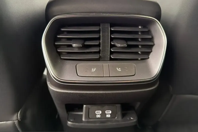 BYD Sealion 7 din 2025 cu 2.900 km - oferta BYD217416 - foto 13