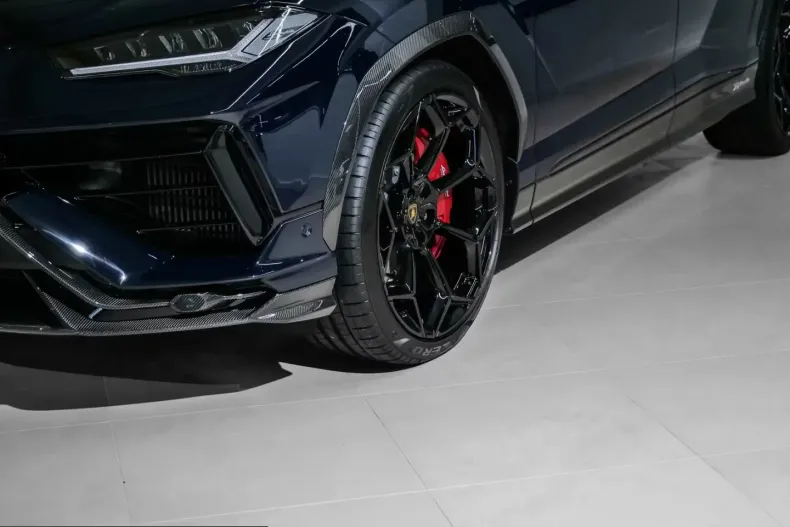 Lamborghini Urus din 2023 cu 10.570 km - oferta LAM217426 - foto 6