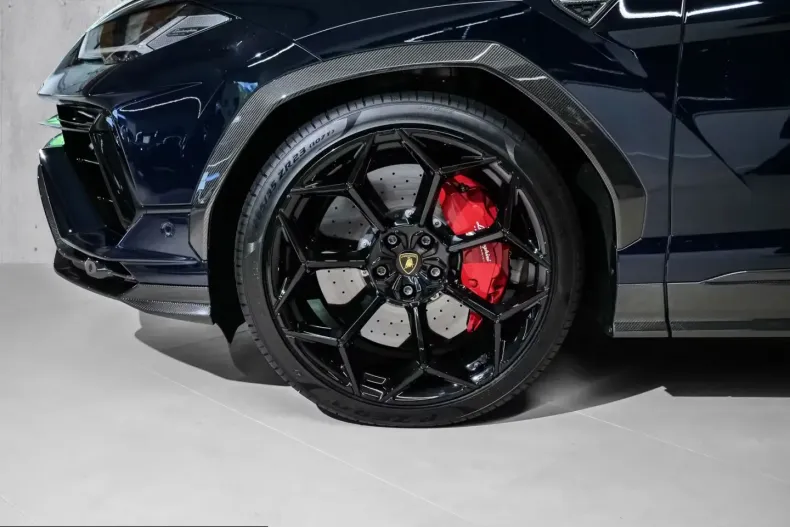 Lamborghini Urus din 2023 cu 10.570 km - oferta LAM217426 - foto 7