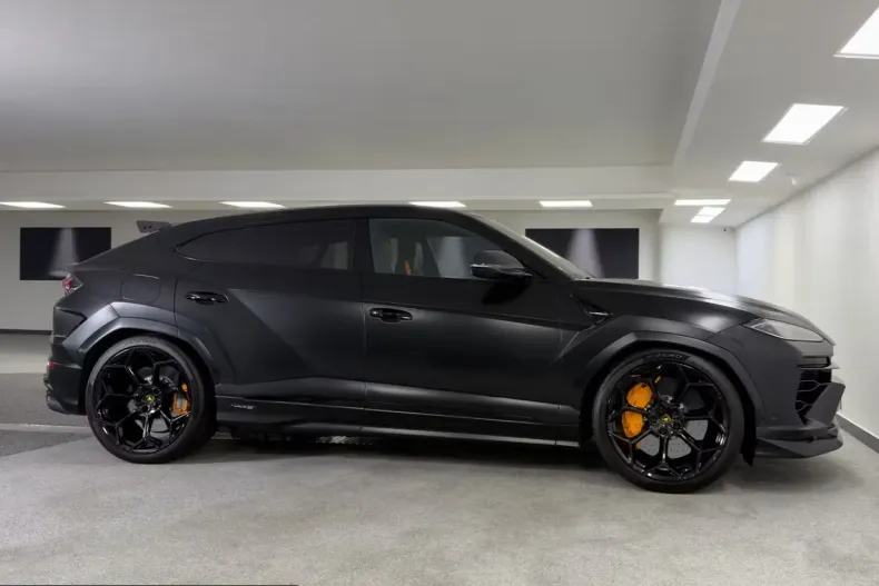 Lamborghini Urus din 2025 cu 5.510 km - oferta LAM217429 - foto 2