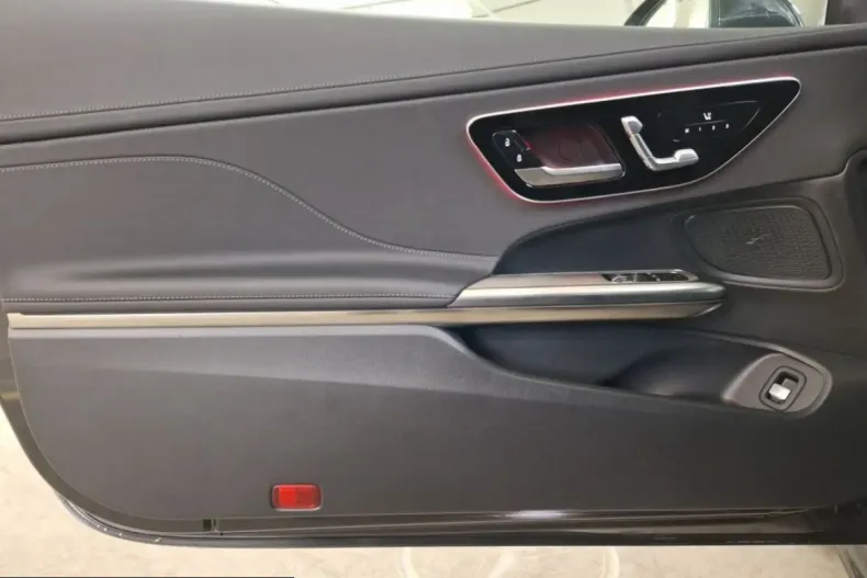 Mercedes-Benz CLE 180 (Clasa CLE) din 2025 cu 12.019 km - oferta MER217431 - foto 10
