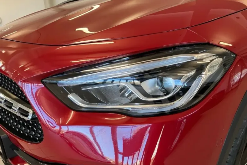 Mercedes-Benz GLA 200 (Clasa GLA) din 2023 cu 43.965 km - oferta MER217433 - foto 15