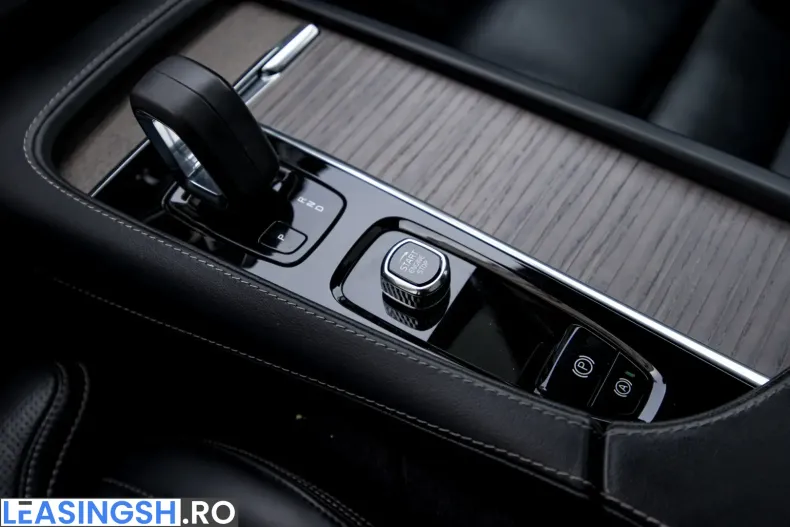 Volvo V90 Cross Country din 2022 cu 70.000 km - oferta VOL217440 - foto 24