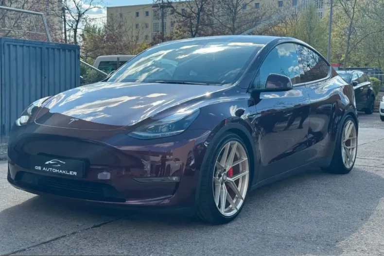 Tesla Model Y din 2023 cu 92.322 km - oferta TES217448 - foto 3