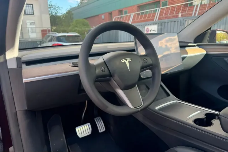 Tesla Model Y din 2023 cu 92.322 km - oferta TES217448 - foto 7