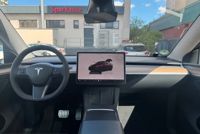 Tesla Model Y din 2023 cu 92.322 km - oferta TES217448 - foto 13