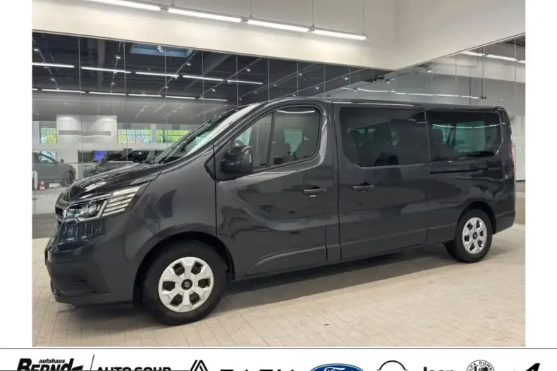 Renault Trafic din 2024 cu 26.119 km - oferta REN217450 - foto 1