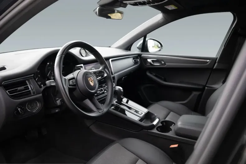 Porsche Macan din 2024 cu 33.400 km - oferta POR217457 - foto 4