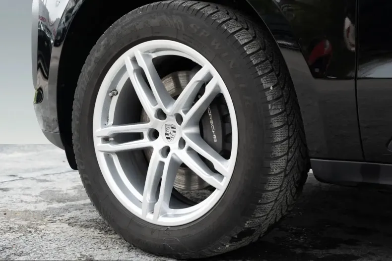 Porsche Macan din 2024 cu 33.400 km - oferta POR217457 - foto 13