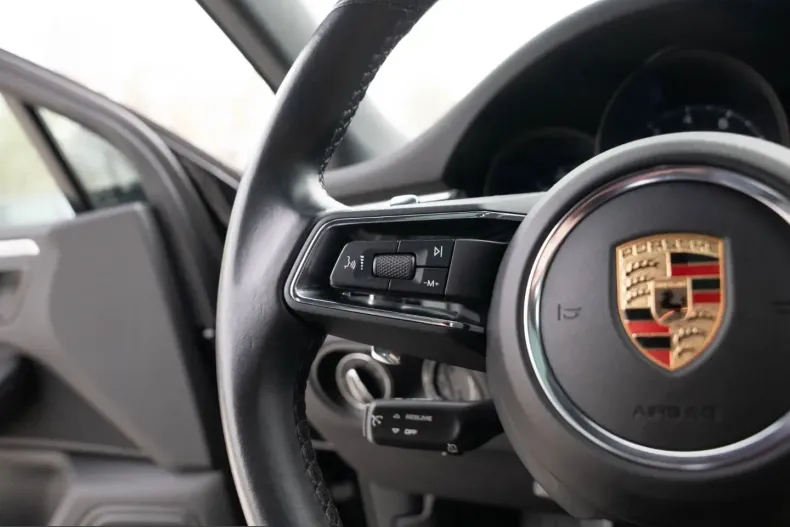 Porsche Macan din 2024 cu 33.400 km - oferta POR217457 - foto 27