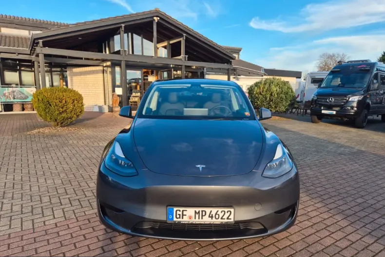Tesla Model Y din 2023 cu 14.500 km - oferta TES217461 - foto 5