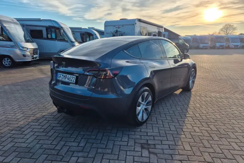 Tesla Model Y din 2023 cu 14.500 km - oferta TES217461 - foto 10