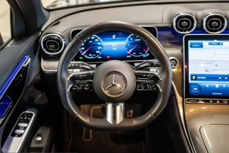Mercedes-Benz GLC 220 (Clasa GLC) din 2023 cu 32.630 km - oferta MER217469 - foto 5