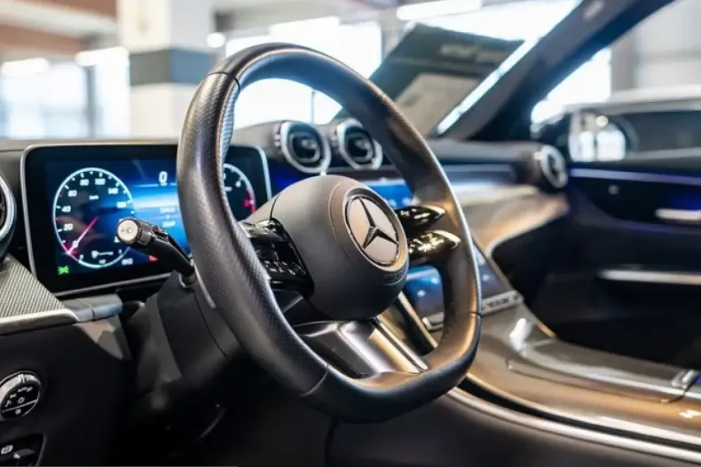 Mercedes-Benz GLC 220 (Clasa GLC) din 2023 cu 32.630 km - oferta MER217469 - foto 9