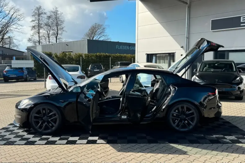 Tesla Model S din 2023 cu 65.001 km - oferta TES217495 - foto 5