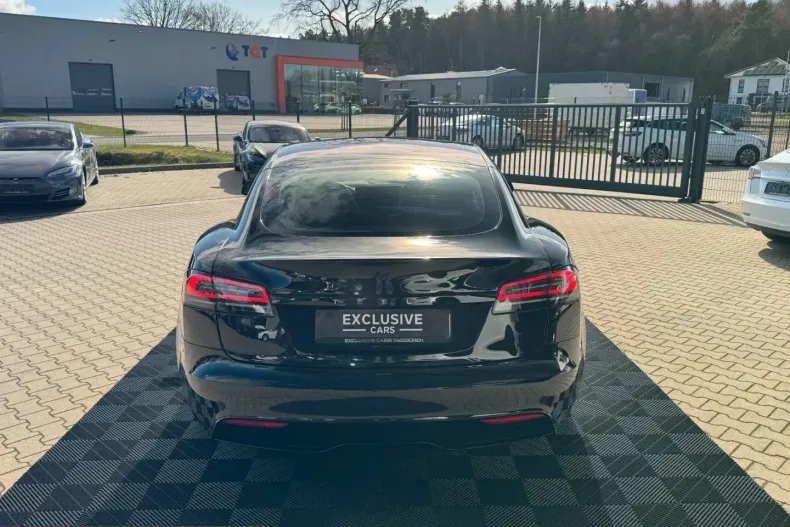 Tesla Model S din 2023 cu 65.001 km - oferta TES217495 - foto 8
