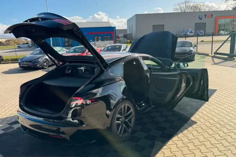 Tesla Model S din 2023 cu 65.001 km - oferta TES217495 - foto 11