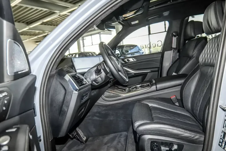 BMW X7 (Seria X) din 2025 cu 15.882 km - oferta BMW217500 - foto 12