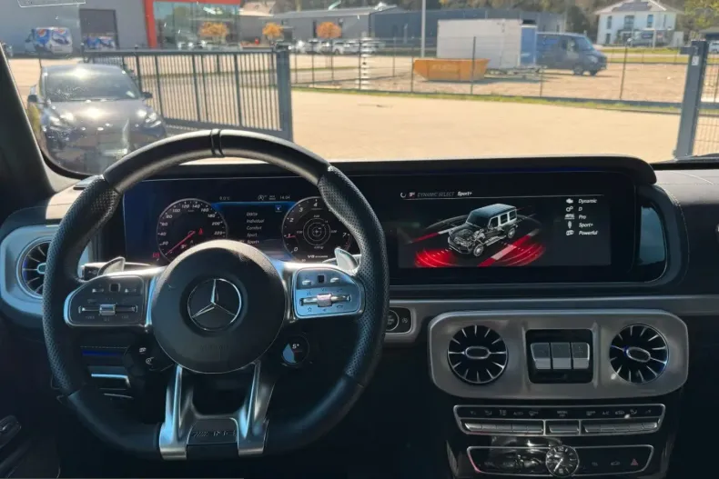 Mercedes-Benz G 63 AMG (Clasa G) din 2023 cu 11.111 km - oferta MER217507 - foto 2
