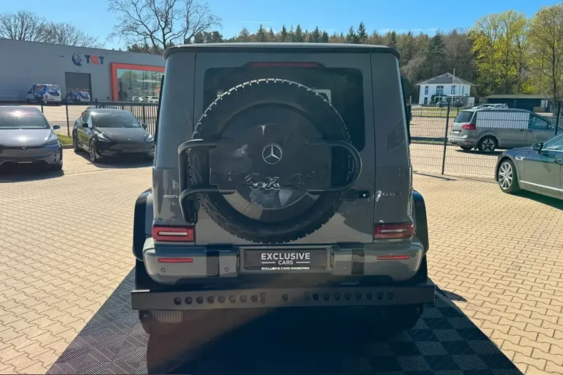 Mercedes-Benz G 63 AMG (Clasa G) din 2023 cu 11.111 km - oferta MER217507 - foto 13