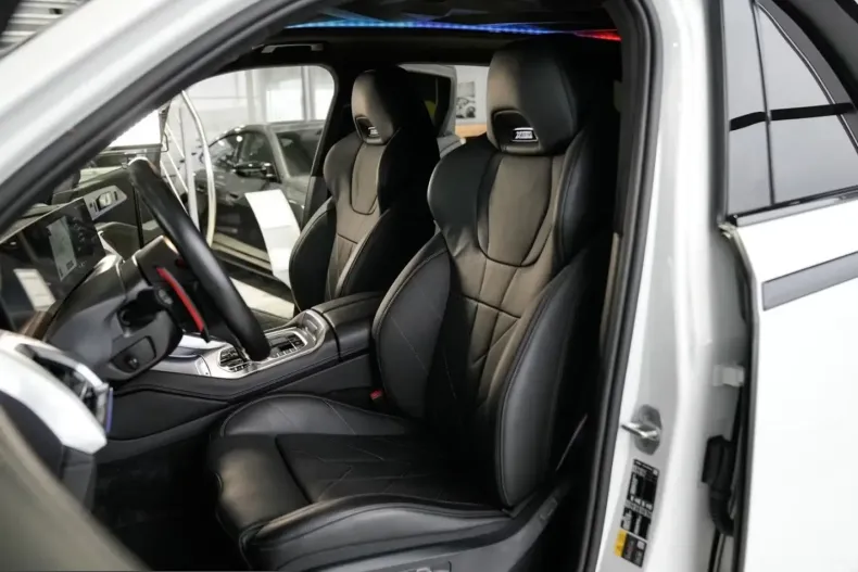 BMW XM (Seria X) din 2024 cu 17.336 km - oferta BMW217508 - foto 16