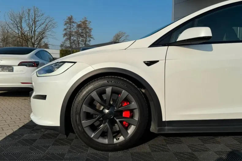 Tesla Model X din 2023 cu 50.333 km - oferta TES217509 - foto 2
