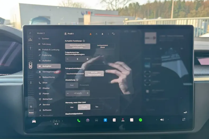 Tesla Model X din 2023 cu 50.333 km - oferta TES217509 - foto 37