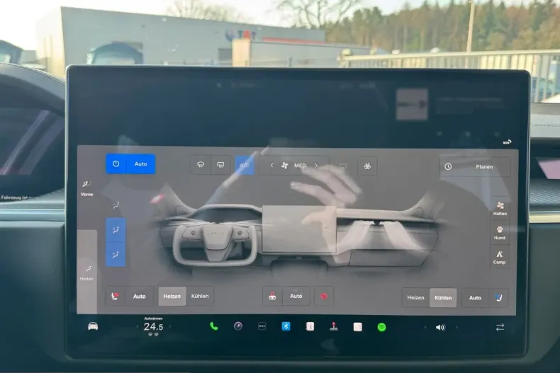 Tesla Model X din 2023 cu 50.333 km - oferta TES217509 - foto 41