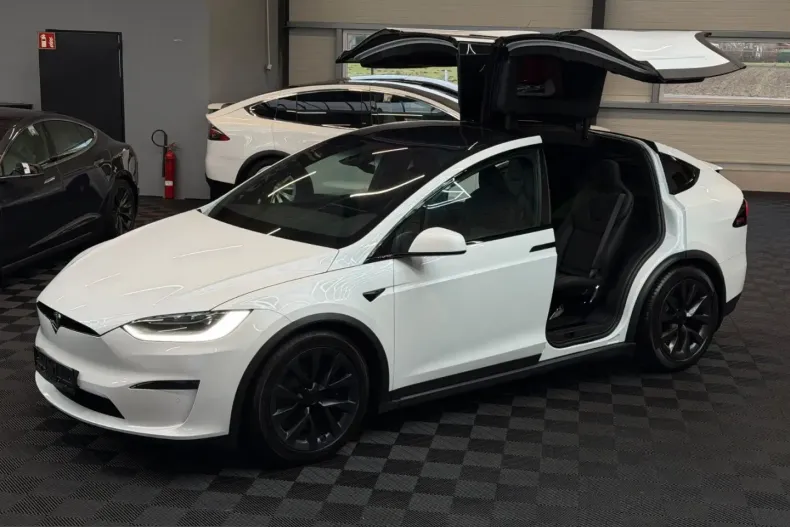 Tesla Model X din 2023 cu 67.777 km - oferta TES217511 - foto 1