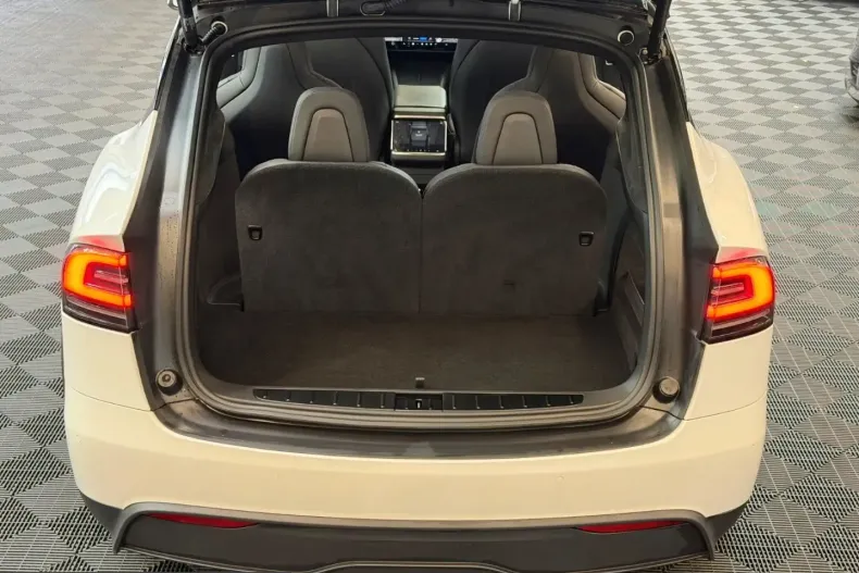 Tesla Model X din 2023 cu 67.777 km - oferta TES217511 - foto 11