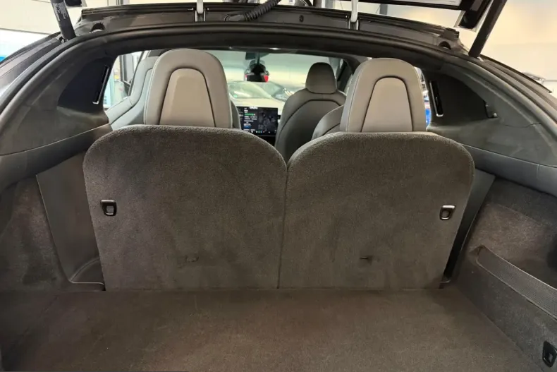 Tesla Model X din 2023 cu 67.777 km - oferta TES217511 - foto 13