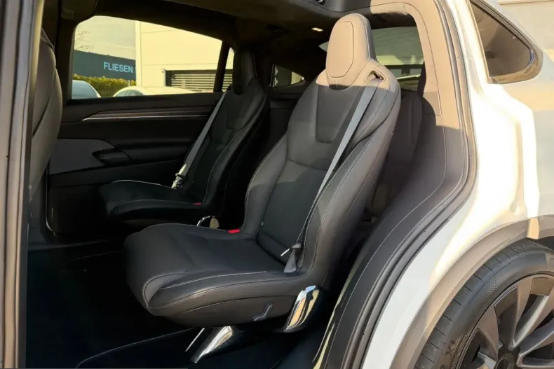 Tesla Model X din 2022 cu 65.777 km - oferta TES217513 - foto 15