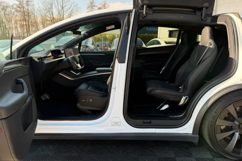 Tesla Model X din 2022 cu 65.777 km - oferta TES217513 - foto 16
