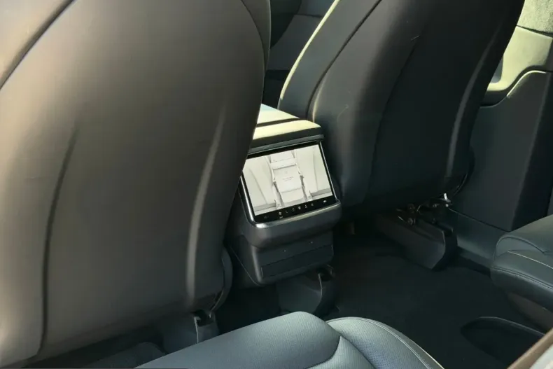 Tesla Model X din 2022 cu 65.777 km - oferta TES217513 - foto 17