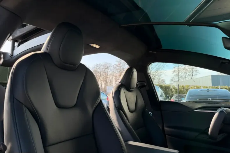 Tesla Model X din 2022 cu 65.777 km - oferta TES217513 - foto 24