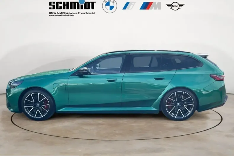 BMW M5 (Seria 5) din 2025 cu 32.005 km - oferta BMW217516 - foto 2