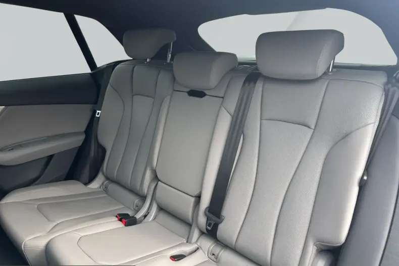 Audi Q8 din 2021 cu 71.198 km - oferta AUD217517 - foto 7