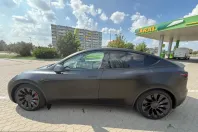 Tesla Model Y din 2023 cu 53.750 km - oferta TES217518 - foto 1