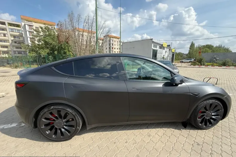 Tesla Model Y din 2023 cu 53.750 km - oferta TES217518 - foto 2