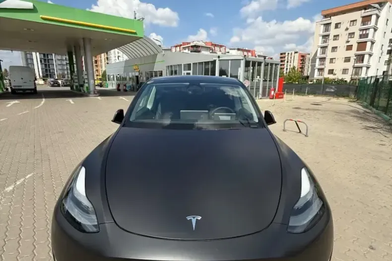 Tesla Model Y din 2023 cu 53.750 km - oferta TES217518 - foto 4