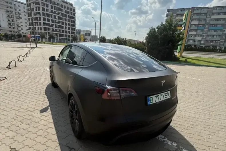 Tesla Model Y din 2023 cu 53.750 km - oferta TES217518 - foto 8