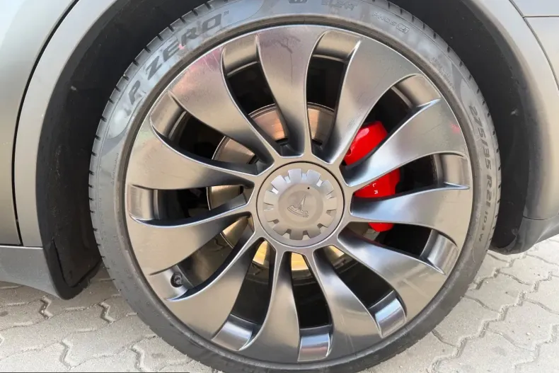 Tesla Model Y din 2023 cu 53.750 km - oferta TES217518 - foto 19