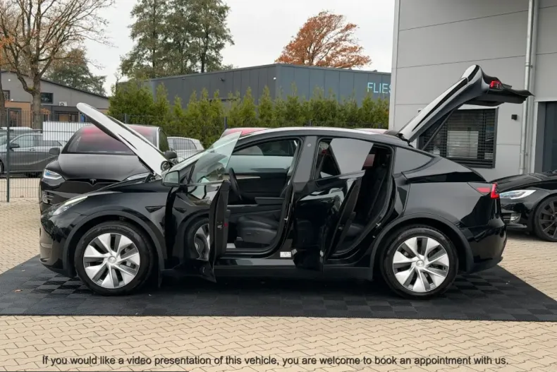 Tesla Model Y din 2023 cu 62.000 km - oferta TES217520 - foto 2